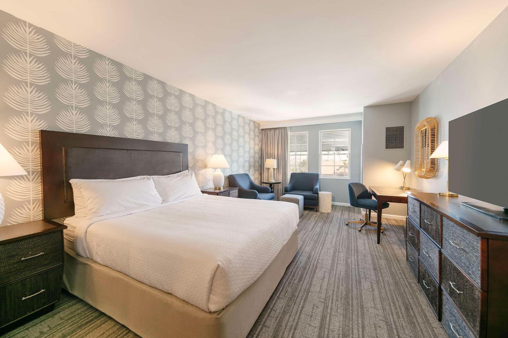 Hotel Jamaica Bay Marina Del Rey Tapestry Collection By Hilton 4*